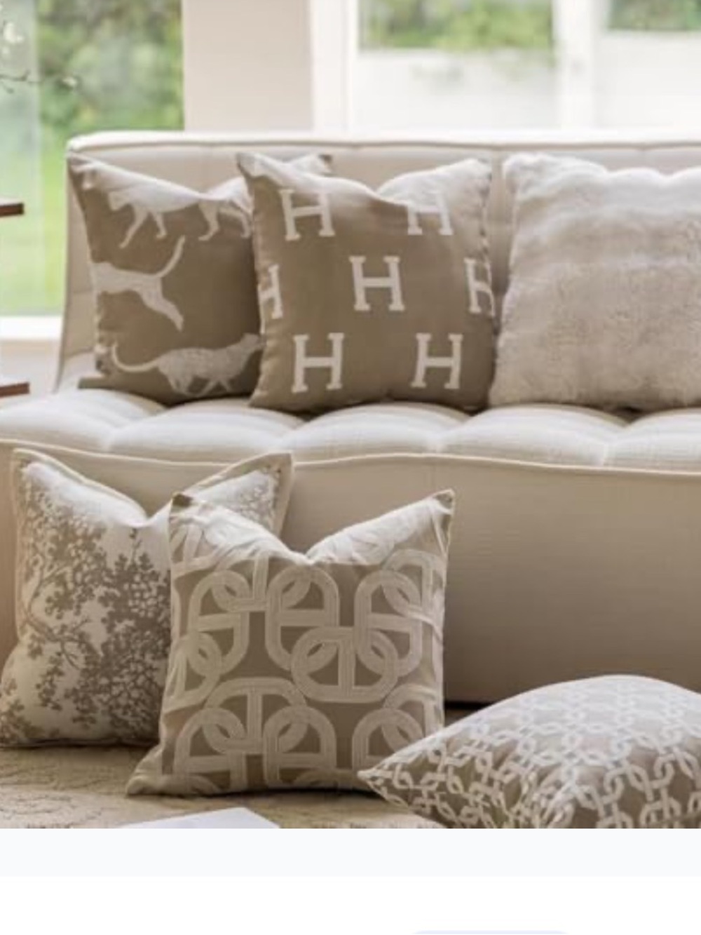 CROKER HORSE TAN/CREAM H ALL OVER PRINT ZIP THROW PILLOW COVER TEXTURED
